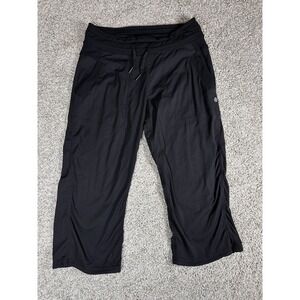 Lululemon Dance Studio Cropped Capri 19" Inseam Pants Black Size 6 EUC!